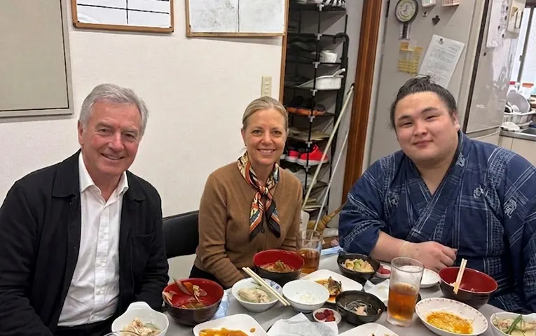 Enjoy a Chanko-nabe meal with a popular sumo wrestler.