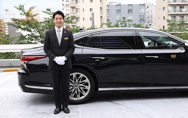 Chauffeur / English Speaker Guide