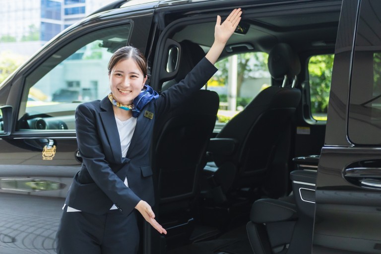 outech private transfer